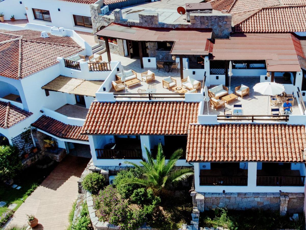 Hotel Pedra Santa Baja Sardinia Exterior foto